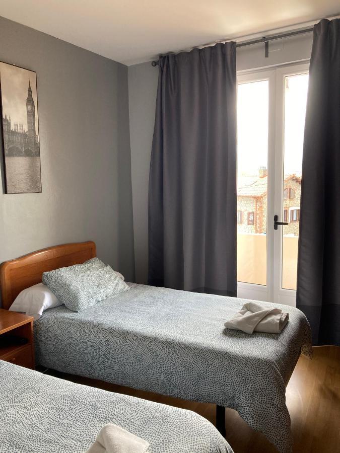 Hostal La Concha 擞莫 外观 照片